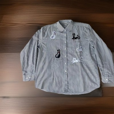 Vintage Bobbie Brooks Size X-Large Cats  Embroidered  Pin Stripe Button Up