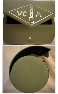 Van Cleef Arpels Watch/Jewelry/Bracelet Storage Case/Box Green Suede Wit Pillow