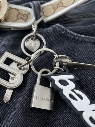 Balenciaga Keychain Kit in Multicolored silver color keyring rare - Picture 5 of 10