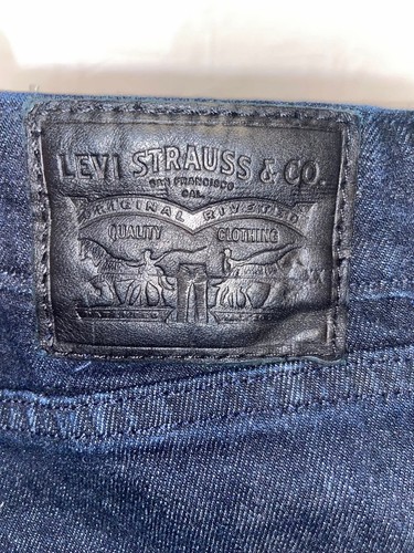 Women's LEVI'S Red Tag Skinny Dark Wash Denim Blue Jeans 31 x 32 - Picture 7 of 10