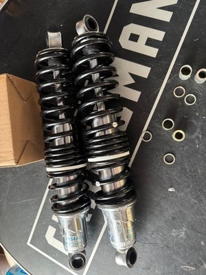 Norton Commando 750 850 Performance Rear Shocks - Progressive springs - Black -