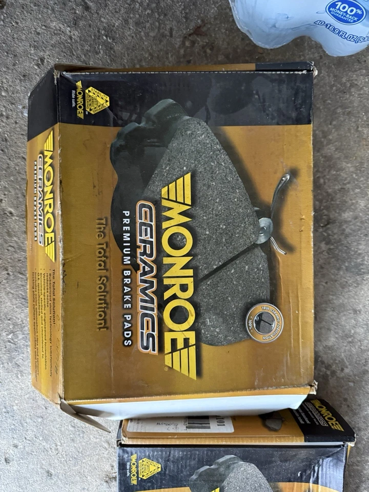 Pastillas de freno delanteras y traseras Nissan Xterra (compradas originalmente para el año modelo 2007) Foto 3 de 4