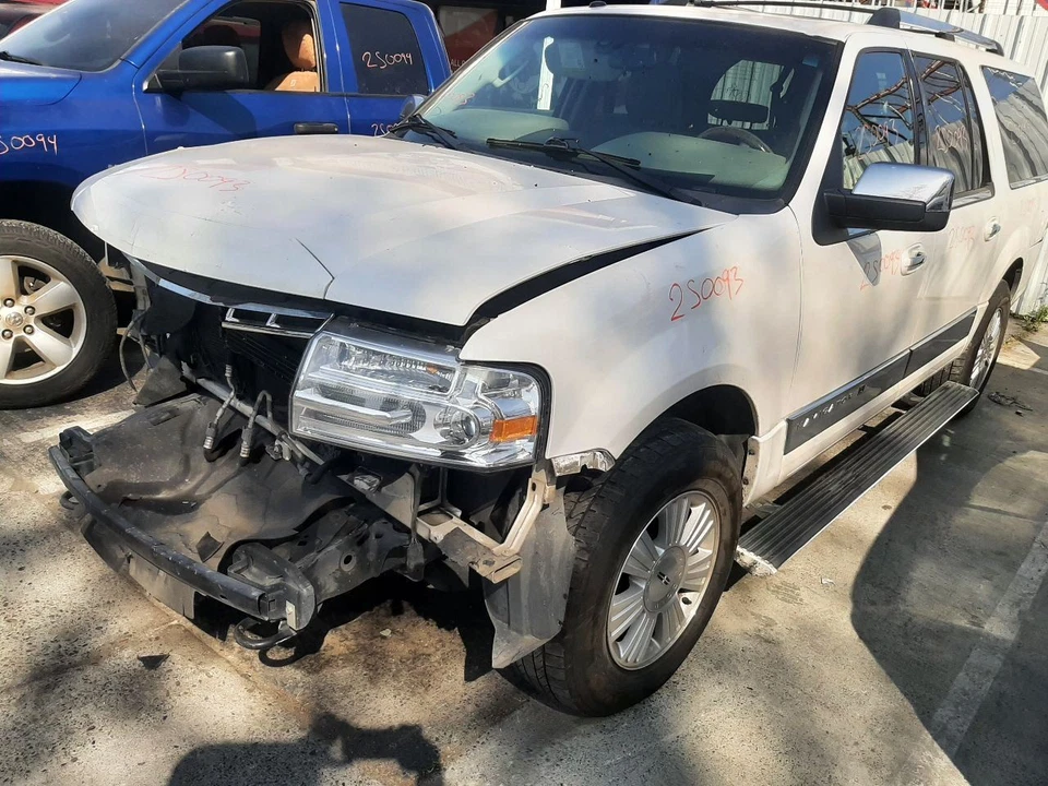 Ford Expedition 2009-2014 tanque de combustible 33,5 gal 131" Wb identificación extendida Al1Z9002B Foto 3 de 4