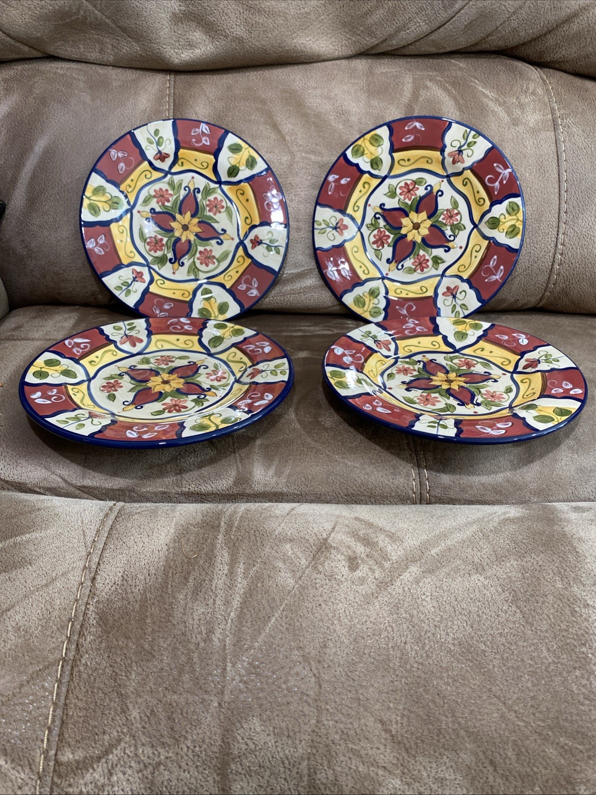Pier 1 Vallarta Hand Painted Earthenware Set of 4 Luncheon/Salad Plates 9