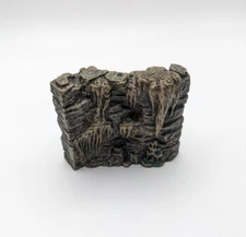 DWARVEN FORGE Caverns Universal MAGNET NARROWING WALL PAINTED TF-609 Dwarvenite