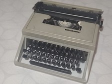 Macchina da scrivere Olivetti DORA, con custodia originale