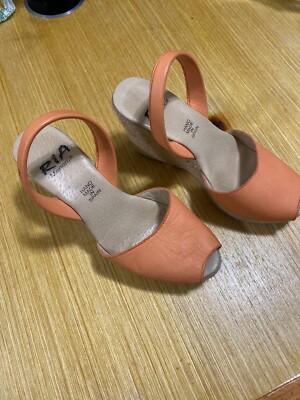 RIA MENORCA WOMEN'S TAN Orange LEATHER SLINGBACK WEDGE SANDALS SIZE 36