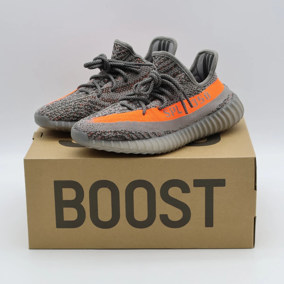 Preços baixos em Yeezy 350 V2 Gray | eBay
