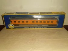 AHM RIVAROSSI 1930 UNION PACIFIC SLEEPER Car 85 ft. #6430 Ho Scale Made in Italy