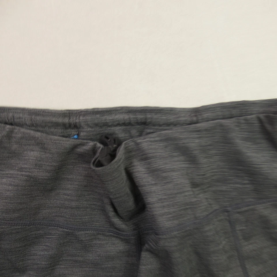 Shorts Kuhl Feminino Médio Leve Bolsos Externos Leve Chino - Imagem 2 de 4