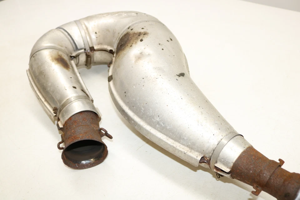 Tubo de cámara de expansión de escape Ski-doo Mxz 600 Ho Rev 2006 Foto 3 de 4