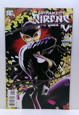 GOTHAM CITY SIRENS #7 2010 CATWOMAN COVER CONNECTS TO #5 AND #7