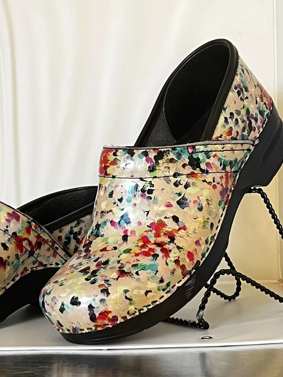 Dansko high hotsell heel clogs