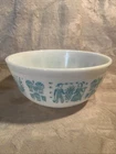 Pyrex Amish Butterprint Mixing Bowl 403 Turquoise Blue White, 2.5 Qt