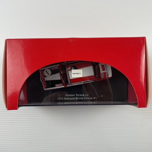 Holden LJ Torana 1973 Bathurst Peter Brock / Chivas #1 Autoart 1:43 Model Car - Picture 4 of 6