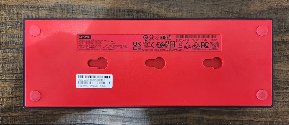 Lenovo ThinkPad Universal Thunderbolt 4 Dock 40B0 ACTUALIZACIÓN 300W FUENTE DE ALIMENTACIÓN ¡Listo para juegos! Foto 4 de 4