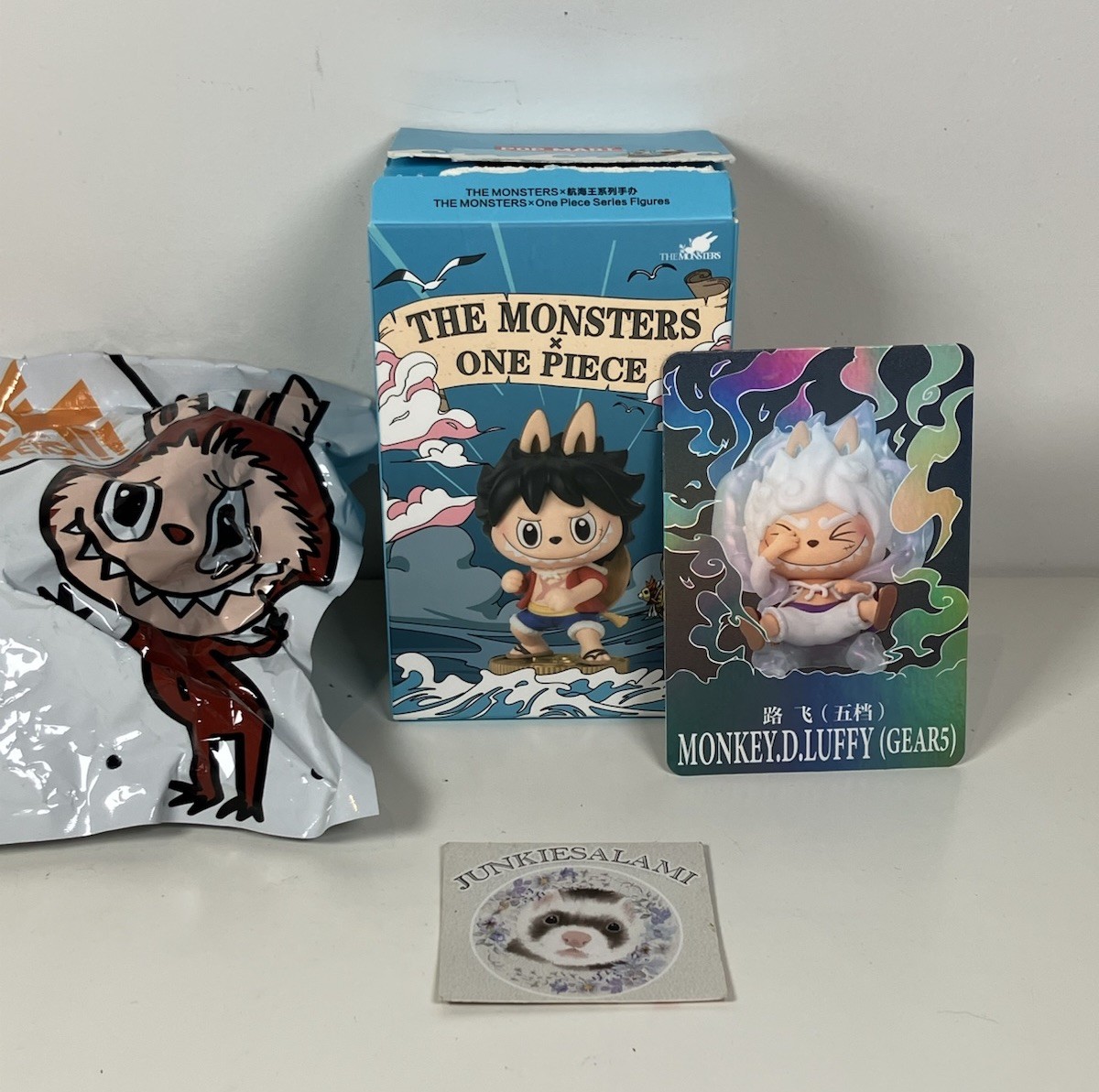 THE MONSTERS×ONE PIECE Labubu 5個セット Labubu The Monsters X One Piece Series – TOYSEZ