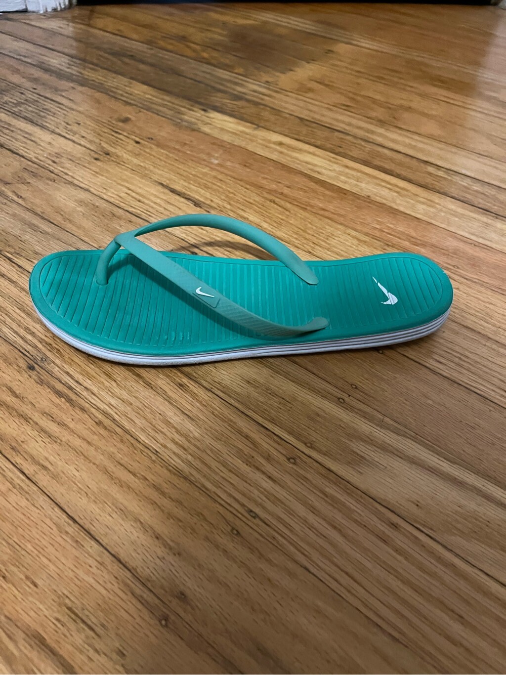 nike solarsoft flip flops blue