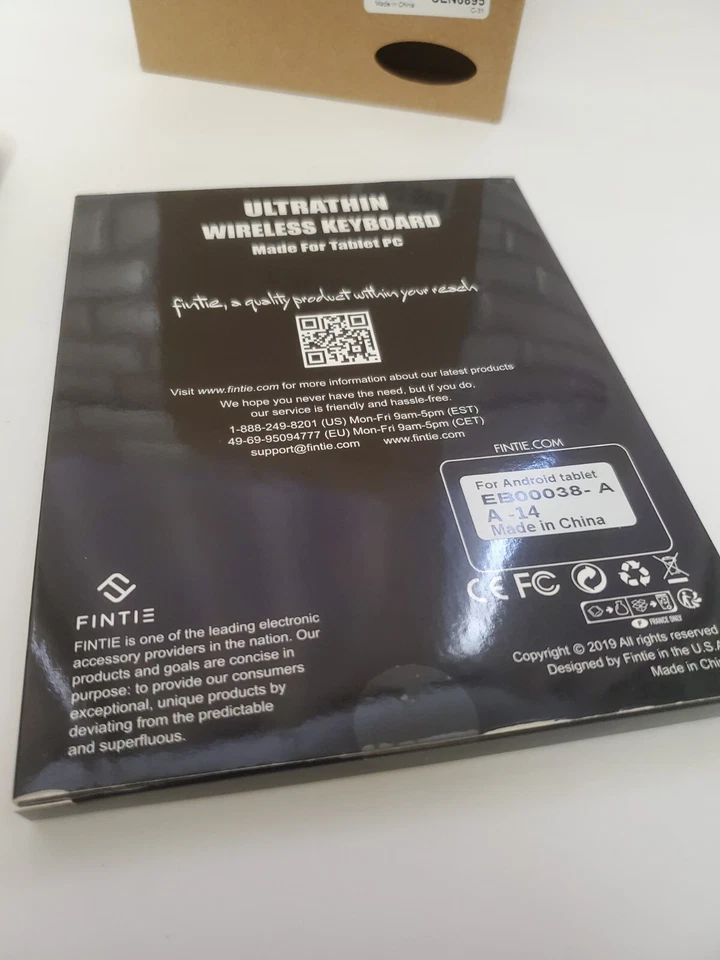 Fintie folio Keyboard Case for Samsung Tab E 8.0 - Image 4 of 4