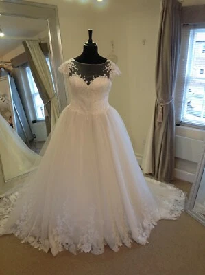 Wedding Dress by Justin Alexander Style 88015 - Image 1 of 4