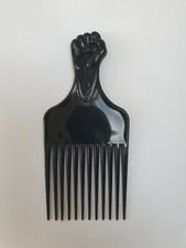 Black Afro�Untangle Hair Pik / Comb Plastic 
