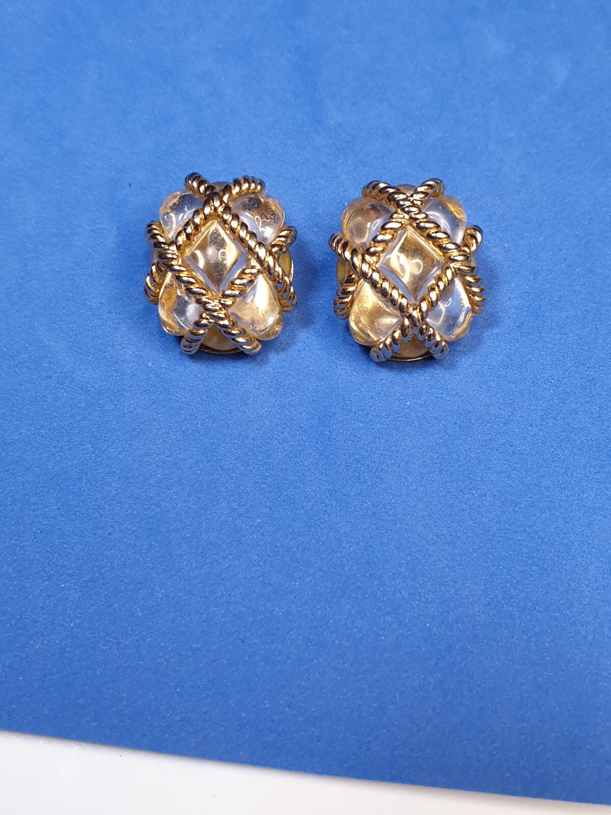 Vintage Kenneth Jay Lane Lucite Gold Rope Puffy Q… - image 3