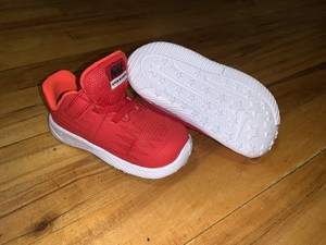 girls red tennis shoes