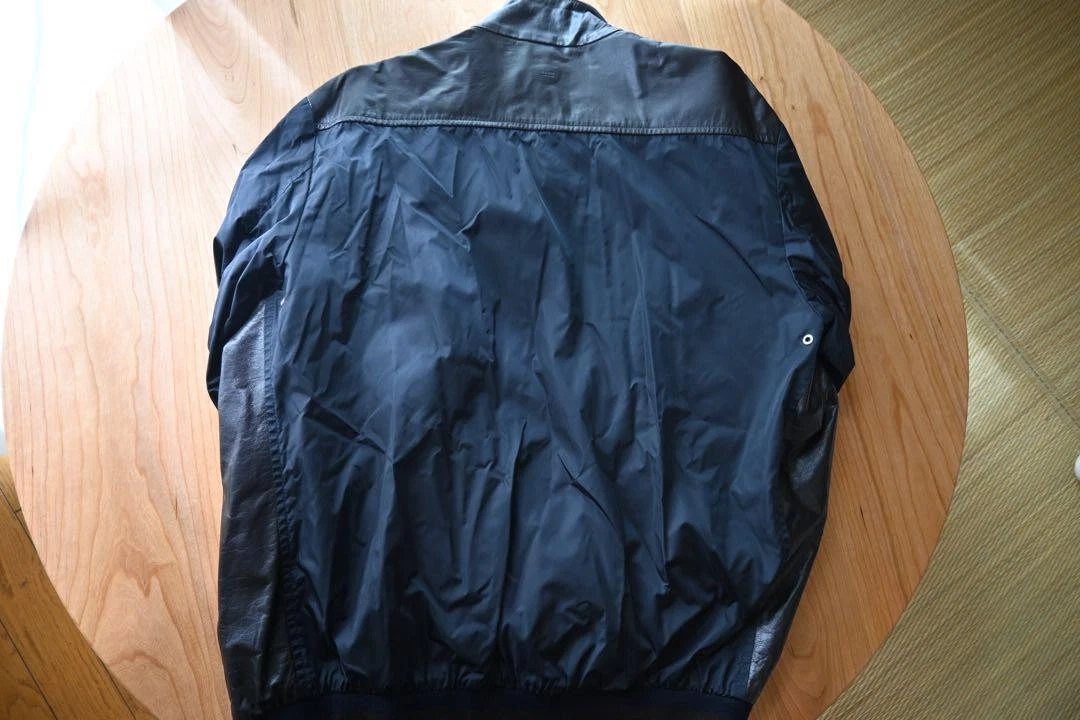 Giacca casual Gucci nylon pelle taglia 48 usata in ottime condizioni nero navy