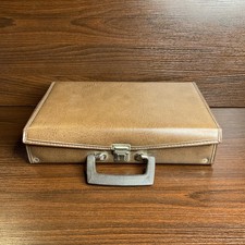 30 CASSETTE TAPE BRIEFCASE FAUX LEATHER STORAGE CARRYING CASE VINTAGE