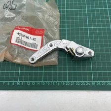 45210-ML7-921 Genuine Honda Front Brake Caliper Mount Nissin VFR 750 CBR NOS