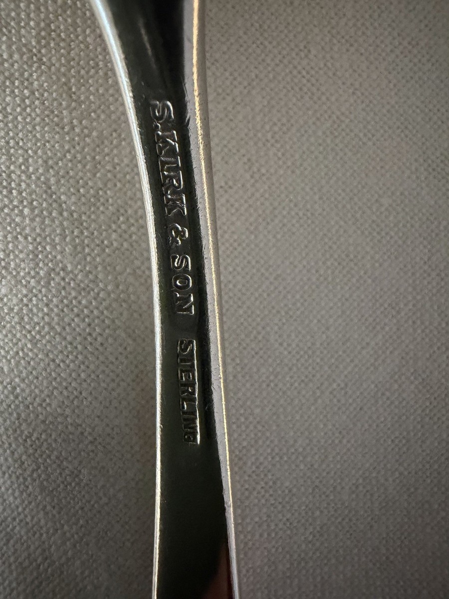 Vintage S Kirk & Son Sterling Silver Repousse Shell Sugar Spoon 6