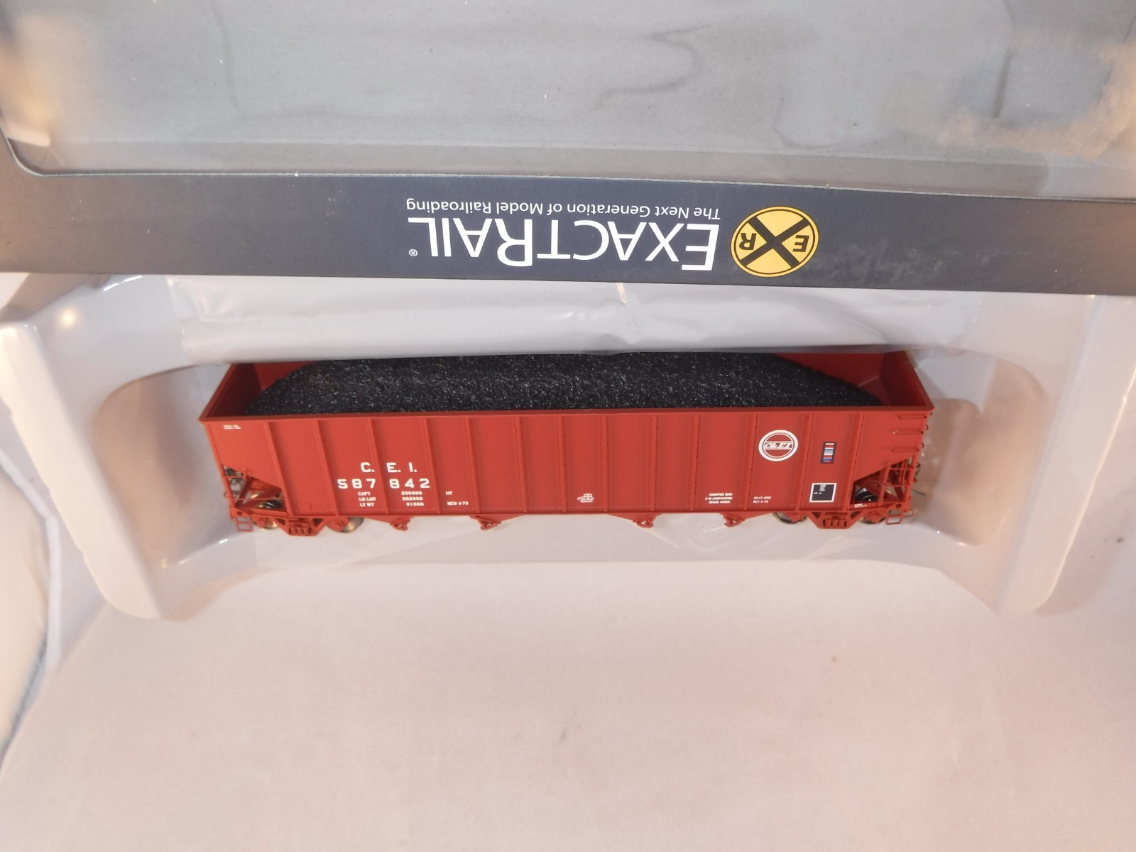 ExactRail Platinum HO C&EI 48' Bethlehem 3737 RS Hopper Tuscan Red #587889