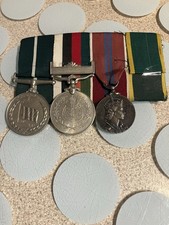 1953 Elisabetta II Emissione Militare Ufficiale Incoronazione medaglia argento con altri 2