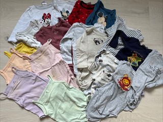 Kleidungspaket Bodys Größe 86/92