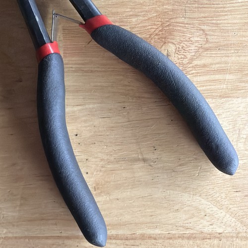 Mac Tool 11" Long Reach Duck Bill Pliers Black Handle P11LRDB - 第 3/15 張圖片