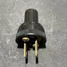 VINTAGE BLACK ROUND HANDLE NON POLARIZED MALE LAMP PLUG WITH PAPER INSULATOR NOS