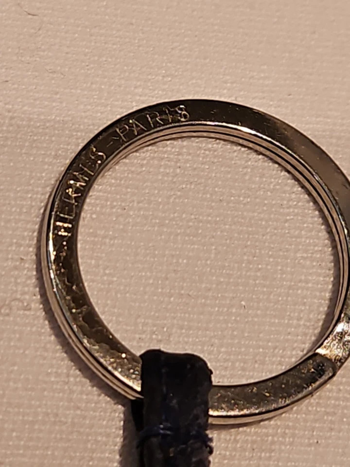 Usado Hermes Carmen Uno - Dos Llavero Eléctrico Azul Oscuro Envío Gratis Foto 4 de 4