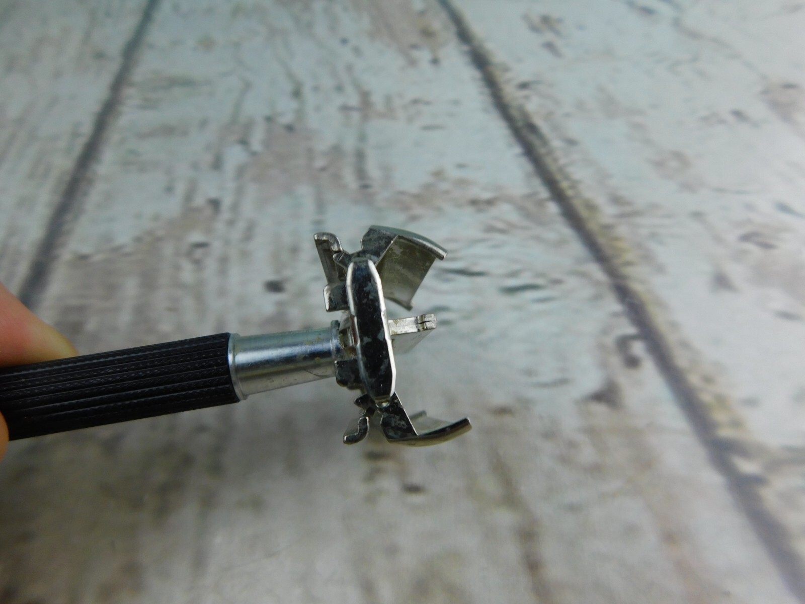 Vtg Gillette Black Handle Double Edge Safety Shaving Razor 