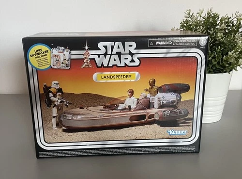 Star Wars The Vintage Collection Landspeeder with Luke Skywalker FigureBRAND NEW