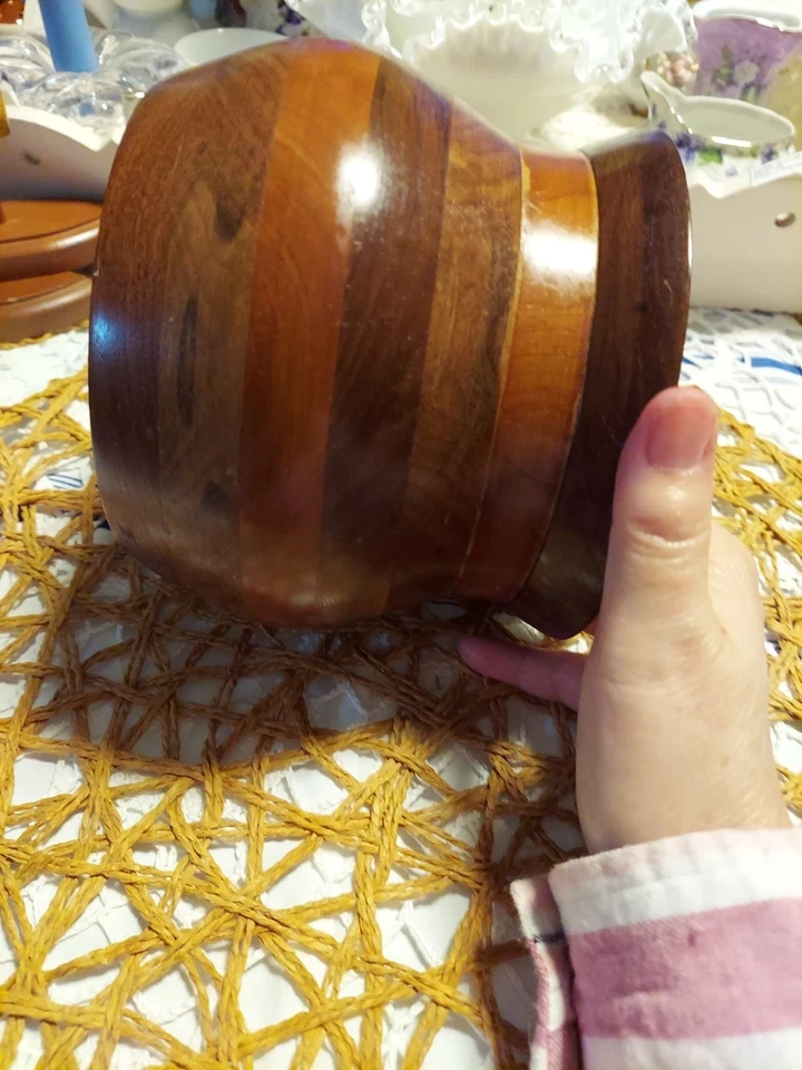 Mahogany Wooden Bowl/ Pot Beautiful - Image 4 of 4
