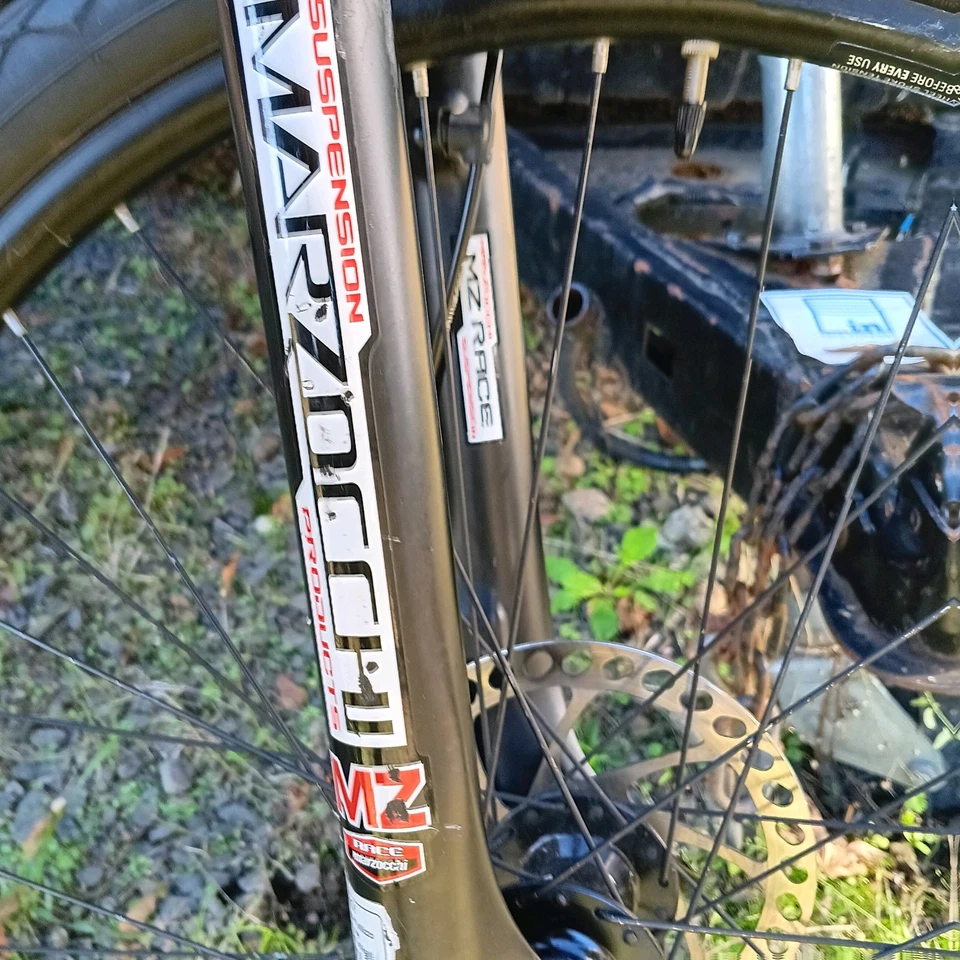 Haro Flightline 24 Plus Disc Mountain Bike - Image 3 of 4