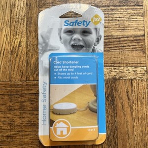 Safety 1st Cord Shortener Stores 4 Feet of Cord Child Baby Safety NEW