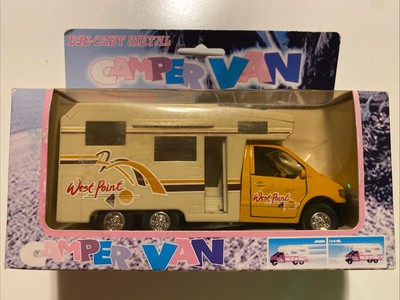Vintage Die-cast Metal Camper Van w/ Pull Back Action  Junye Toys. F2