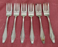 JAMESTOWN Salad Forks Holmes & Edwards 6pc Silverplate Vintage 1916-1926