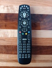  66950BA2-011-R Universal Remote Control Colo...