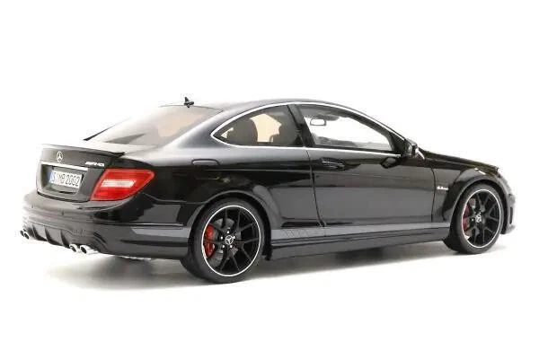 1/18 Mercedes C63 AMG edition 507 Black GTS029C - Photo 3/3