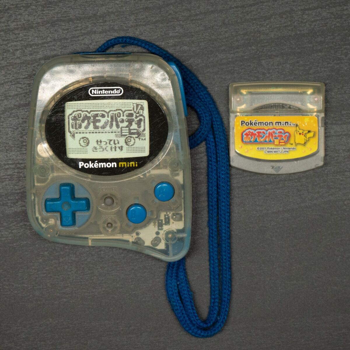 Pokemon Mini Console MIN-001 with Japanese Pokemon Party Pokemon Mini Console MIN-001 with Japanese Pokemon Party