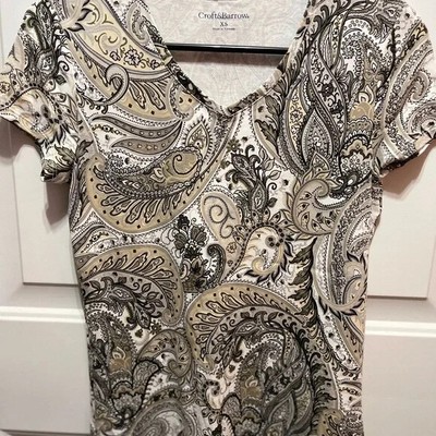 Croft & Barrow Multicolored Paisley Short Sleeve V-Neck Shirt Women's Size XS