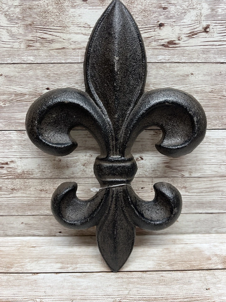 Letrero de placa de pared de hierro fundido Fleur De Lis rústico estilo antiguo victoriano 9 1/2 pulgadas Foto 2 de 4