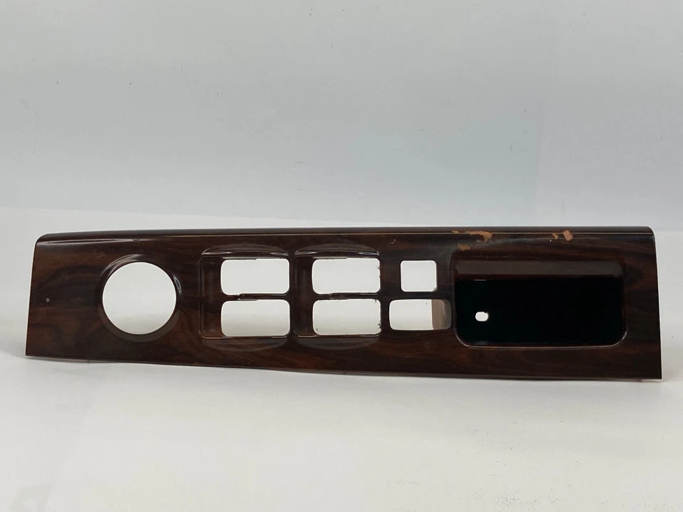 2003-2006 Kia Sorento Front Left Side Window Switch Cover Bezel Trim 478490-B - Image 2 of 4